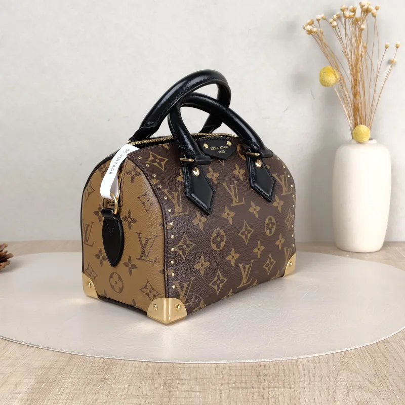 Louis Vuitton Crossbody Bag Speedy Trunk 20 Monogram PVC Small 20.5 × 11 × 13.5 cm — cover view 5 of 5
