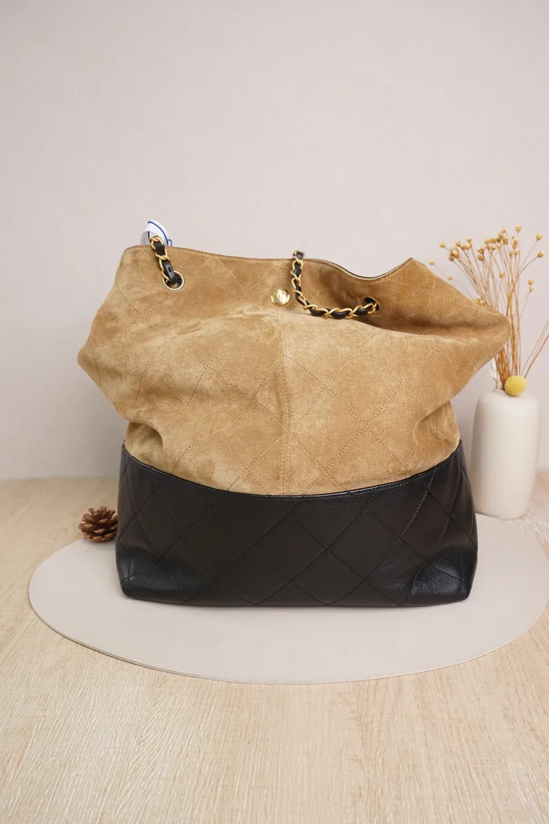 Chanel 25a Suede hobo Brown Black Microchip Edition · 29 × 11 × 33 cm — cover view 7 of 7