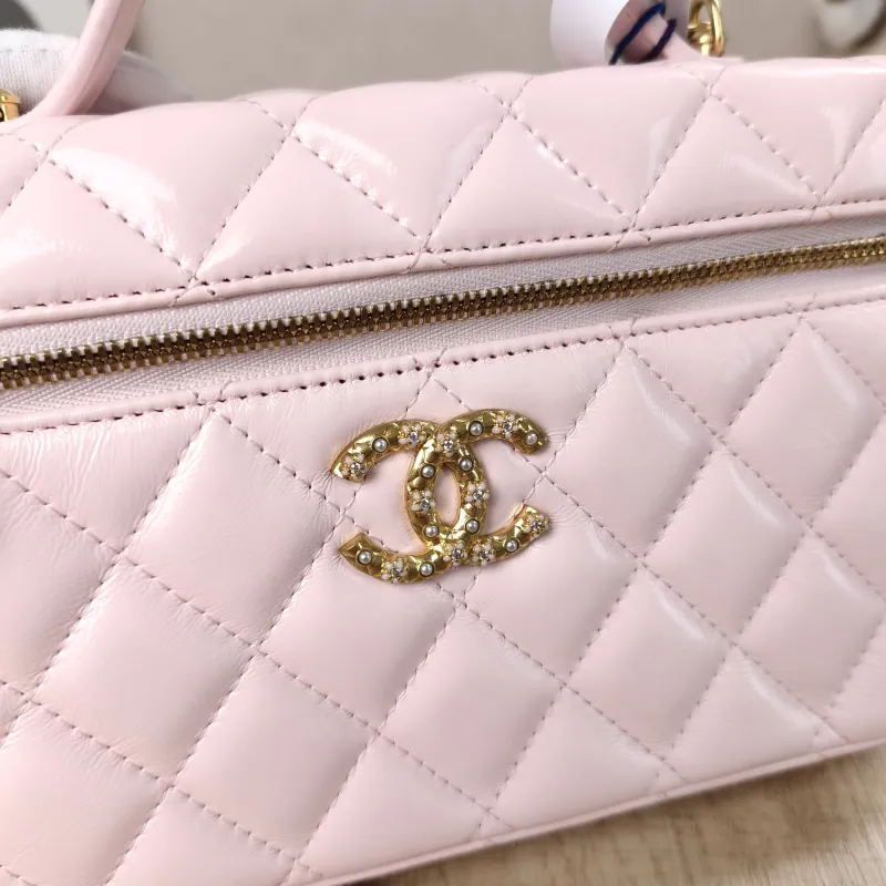 Chanel Crossbody Bag26c lp Vanity Case Bag Pink Calfskin One Size19.5 × 5 × 17 cm — detail view 12 of 19