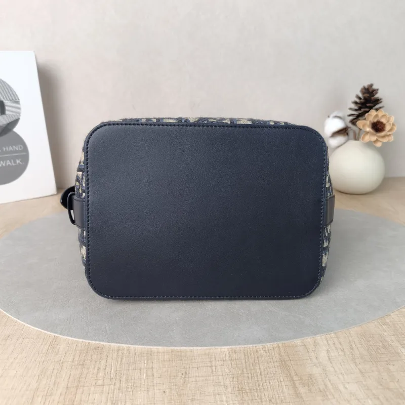 DIOR Shoulder Bag star Bucket Bucket Bag Blue Canvas Small24 × 15 × 24 cm — cover view 2 of 6