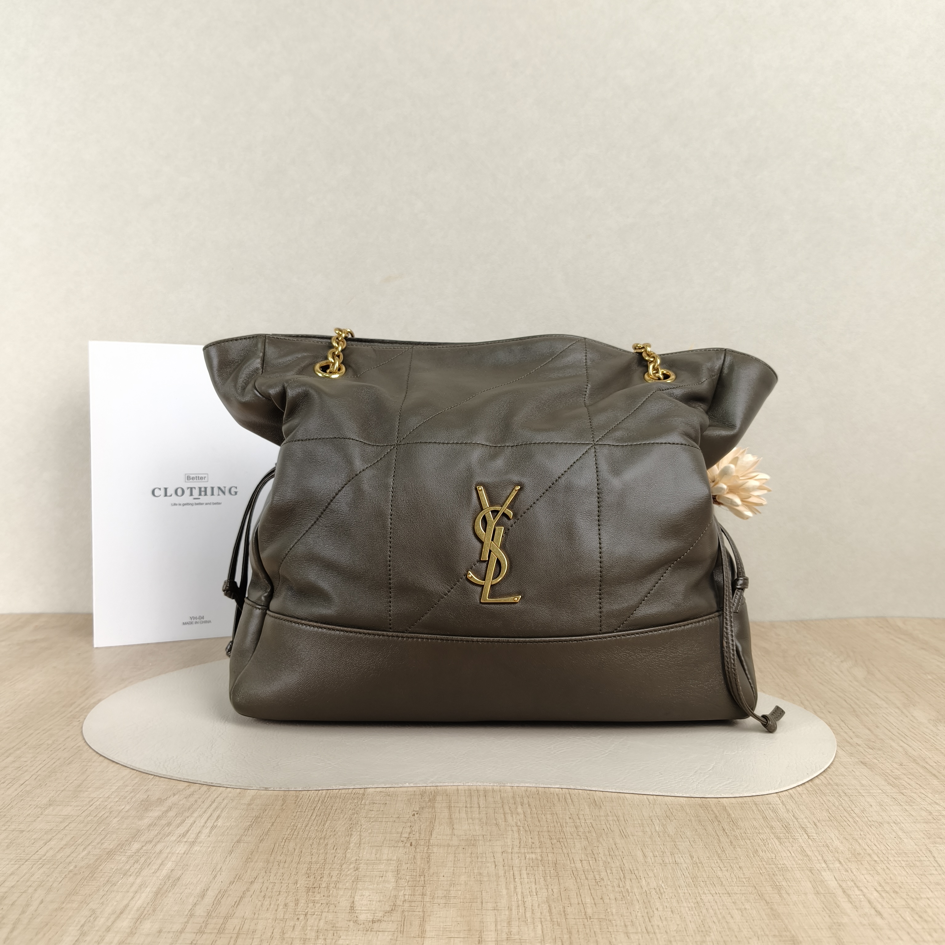 SAINT LAURENT Shoulder Bag Shoulder Bag Green Calfskin One Size35 × 9 × 31 cm
