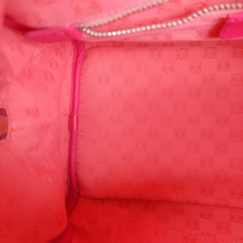 LOEWE Top Handle Bag Red Calfskin One Size 25 × 16 × 17 cm — detail view 1 of 13