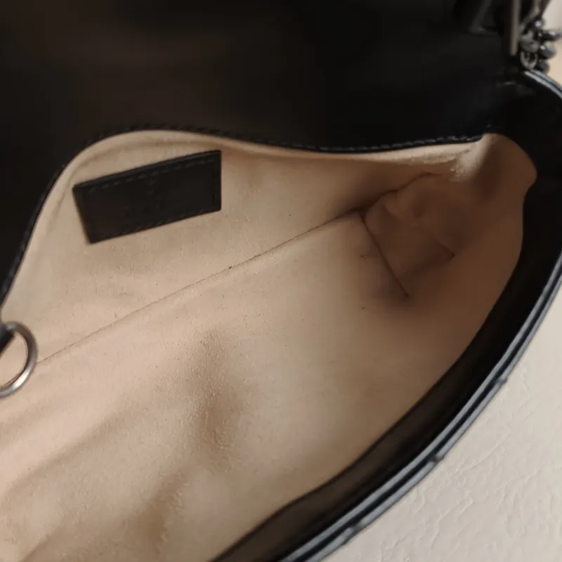 GUCCI Shoulder Bag GG Marmont Mini Marmont Mini g Black Calfskin Mini 16.5 × 4.5 × 9.5 cm — detail view 2 of 10