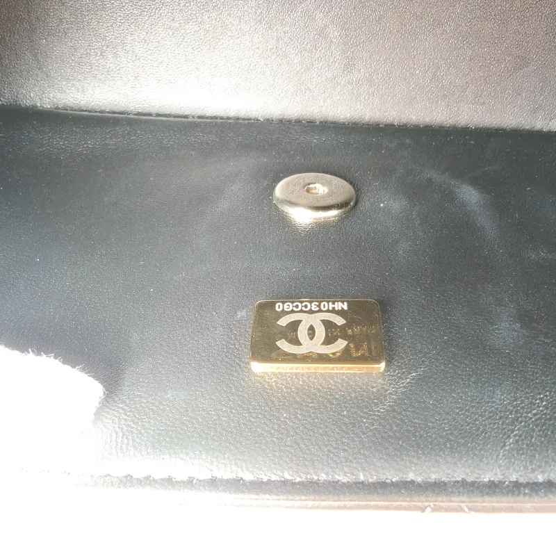Chanel Crossbody Bag mini Black Lambskin mini 20 × 6 × 12 cm — detail view 7 of 13