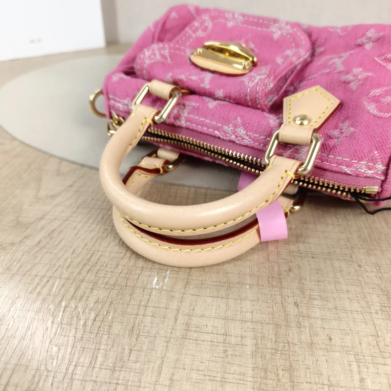 Louis Vuitton Crossbody Bag Speedy Nano nano16 × 7.5 × 10 cm — detail view 2 of 10
