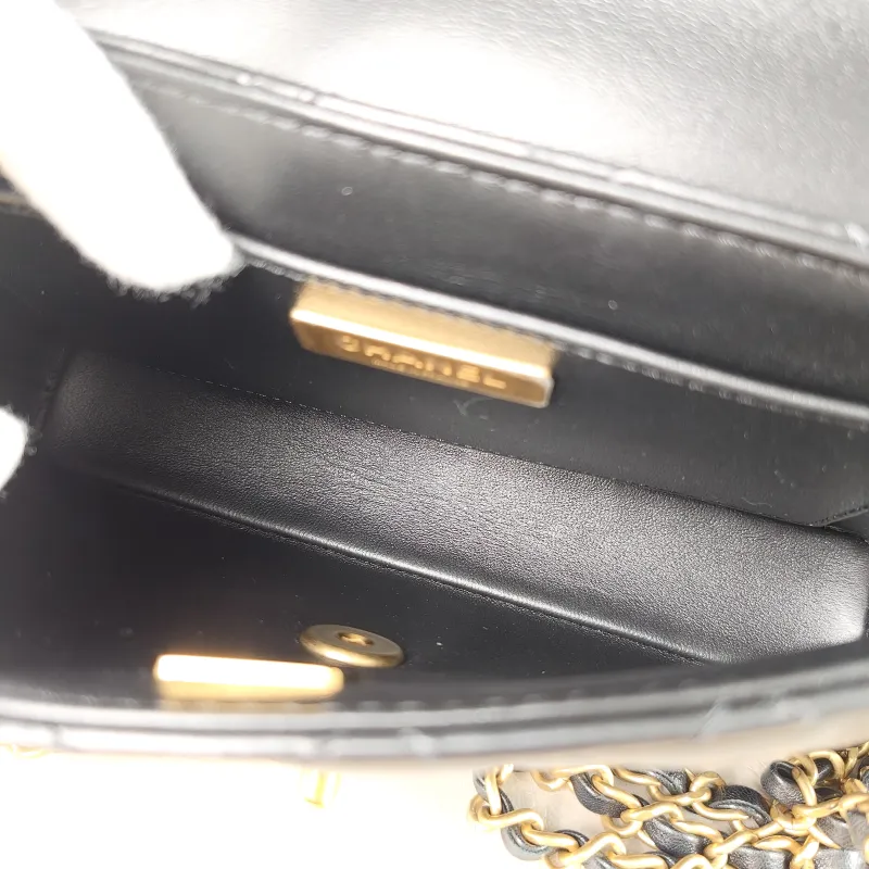 Chanel Crossbody Bag 25p Top Handle Crossbody Bag Black Lambskin Small 22 × 6 × 11.5 cm — detail view 1 of 14