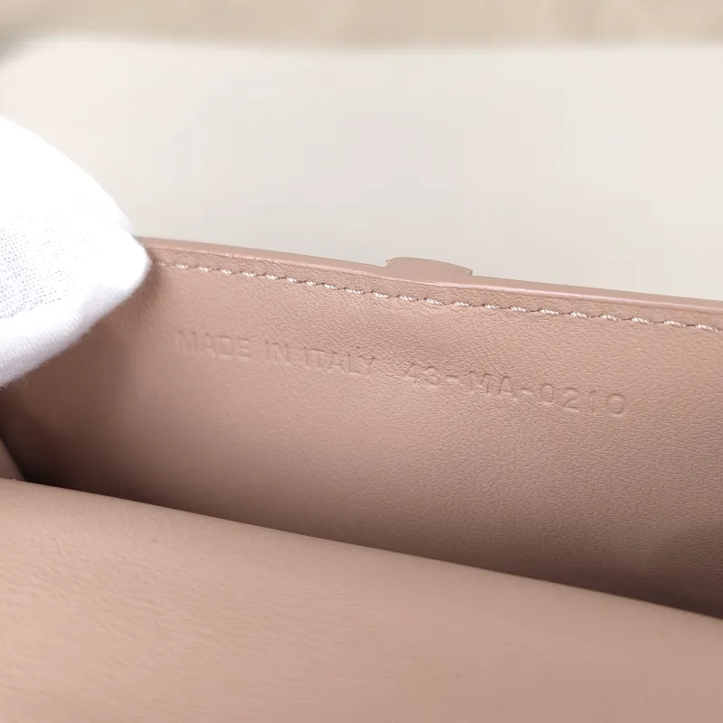 DIOR Wallet Edition Wallet · Crossbody Bag Calfskin One Size 11 × 2 × 8 cm — detail view 2 of 11