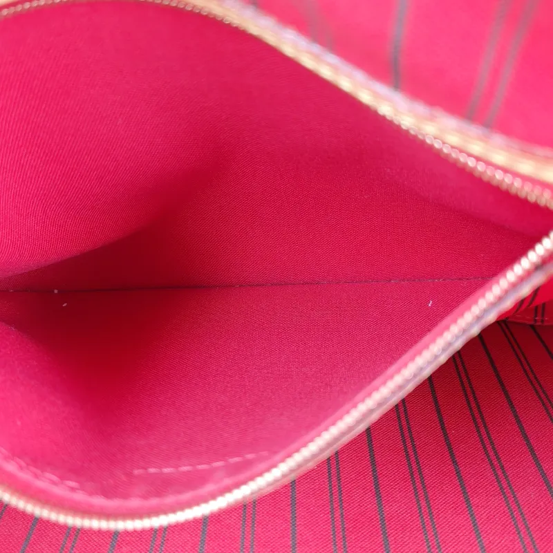 Louis Vuitton Shoulder Bag Neverfull Monogram PVC Medium 31 × 14 × 28 cm — detail view 3 of 11