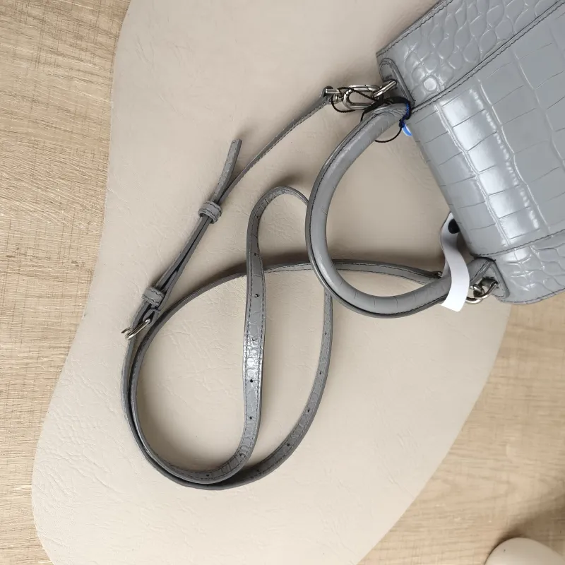 BALENCIAGA Crossbody Bag Hourglass Hourglass Bag Grey Calfskin Small 23 × 10 × 14 cm — detail view 4 of 11