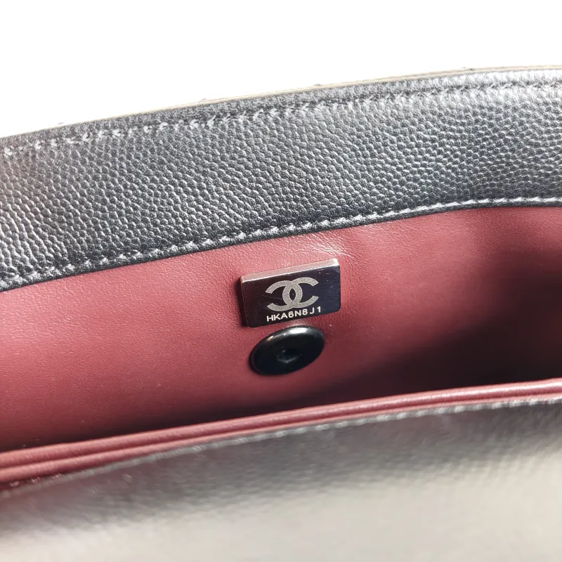 Chanel Top Handle Bag Coco Handle​ v Black Grained Calfskin Small 24 × 10 × 14 cm — detail view 3 of 12