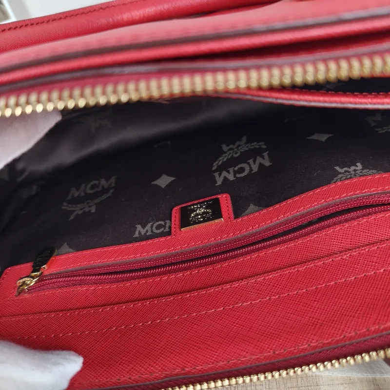 MCM Shoulder Bag Tote Bag Red Canvas 31 × 10 × 19 cm — detail view 11 of 12