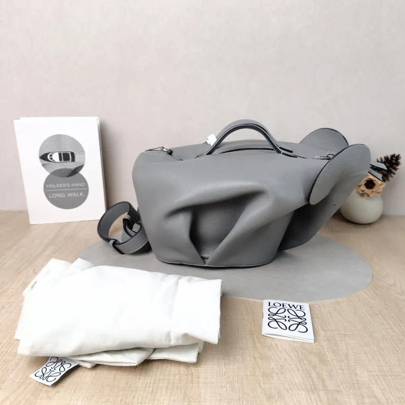 LOEWE Shoulder Bag Grey Calfskin Large 36 × 26.5 × 22 cm — cover view 2 of 7