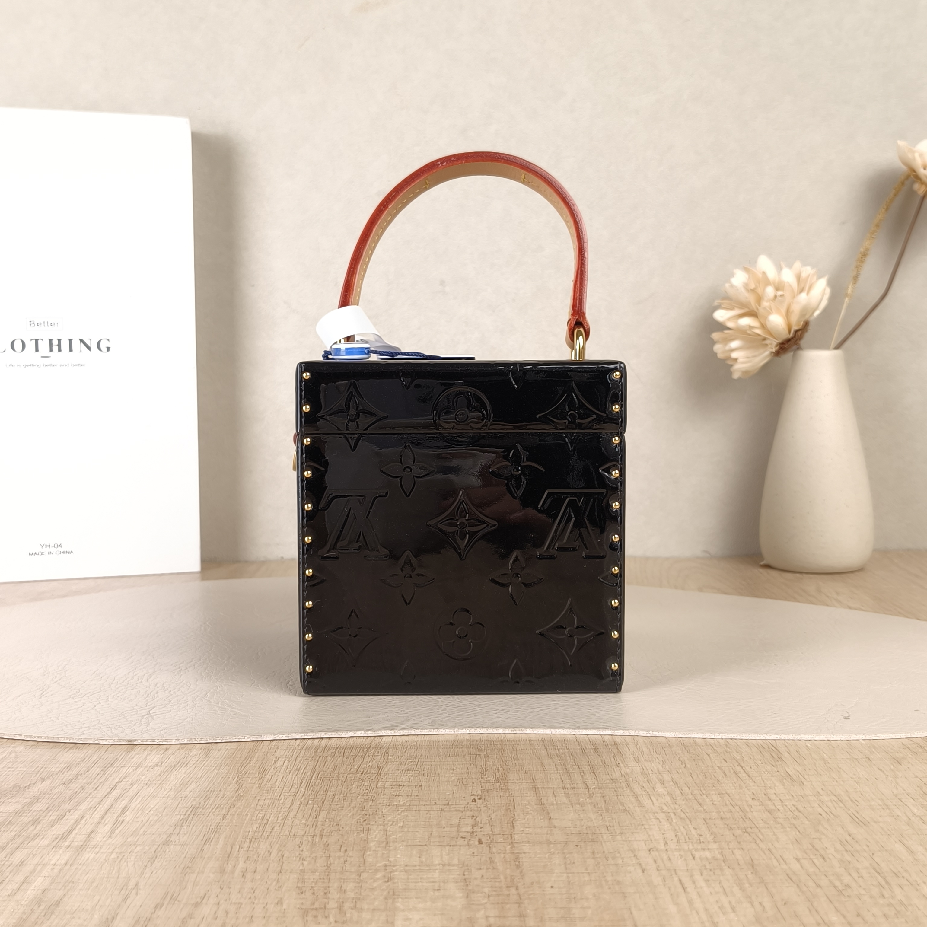 Louis Vuitton Top Handle Bag Bleecker Box Box Black Patent Leather 12 × 12 × 12 cm — cover view 5 of 5