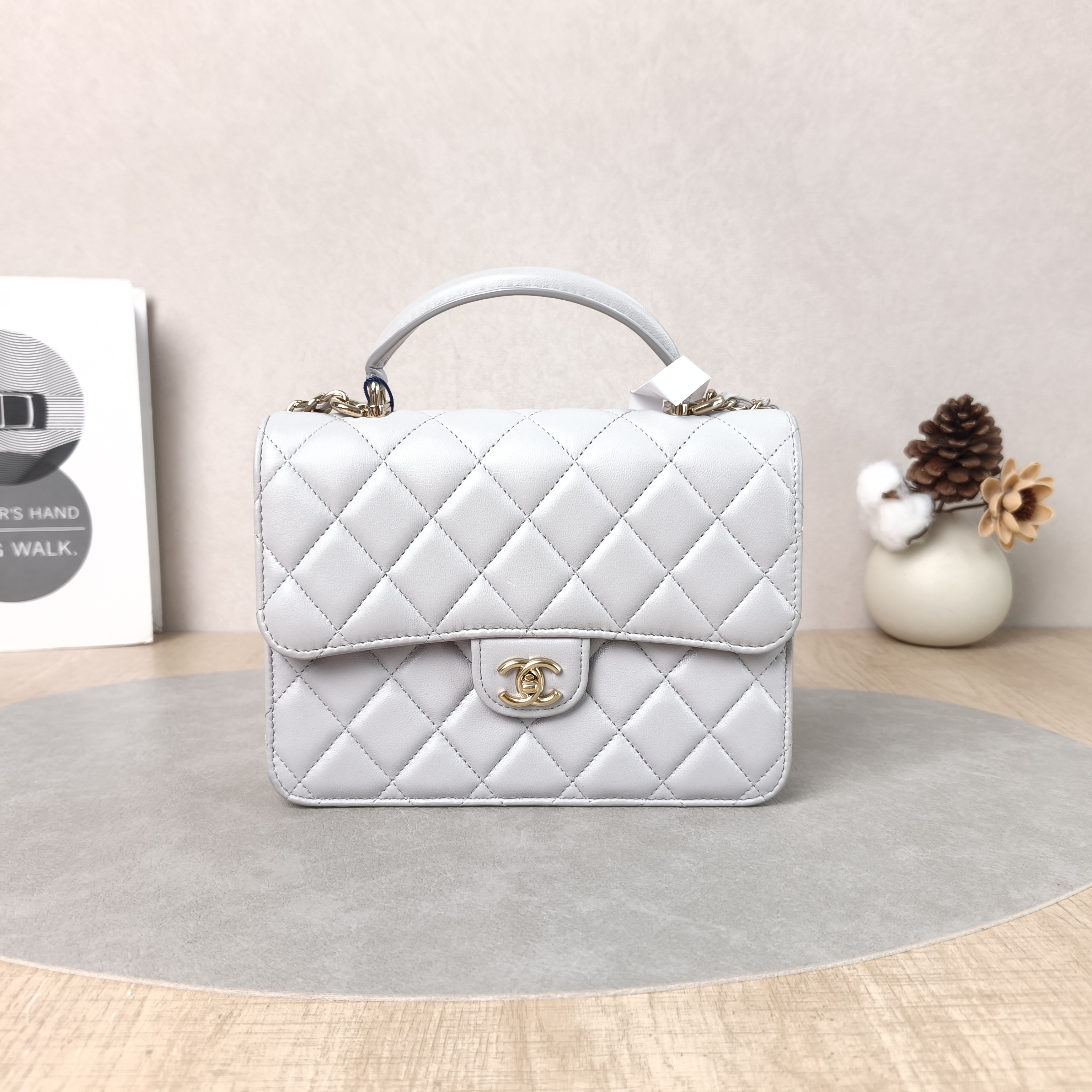 Chanel Backpack25k Backpack Grey Lambskin One Size18.2 × 5 × 14 cm