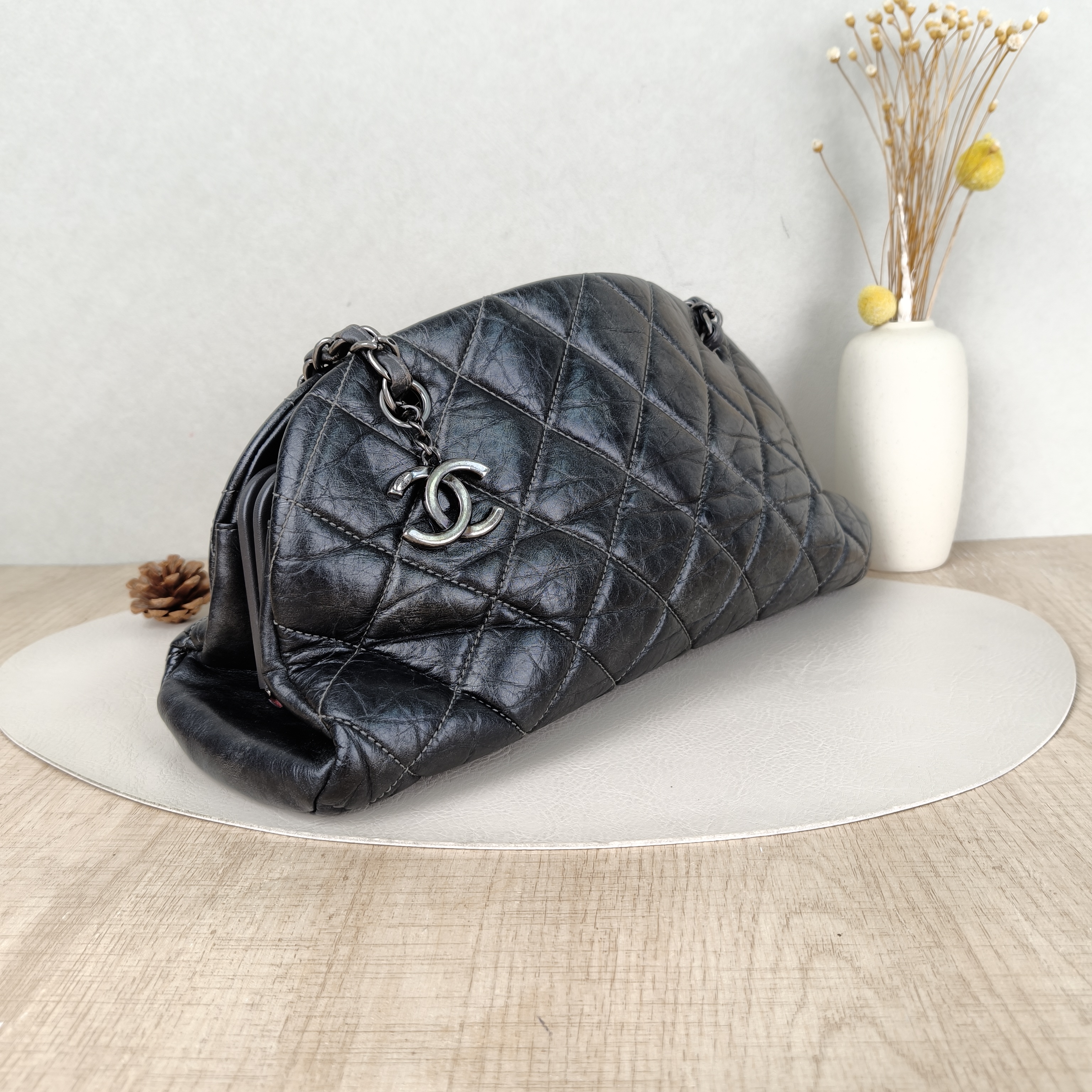 Chanel Shoulder Bag tote Black Waxed Leather One Size36 × 11 × 17 cm — cover view 5 of 5