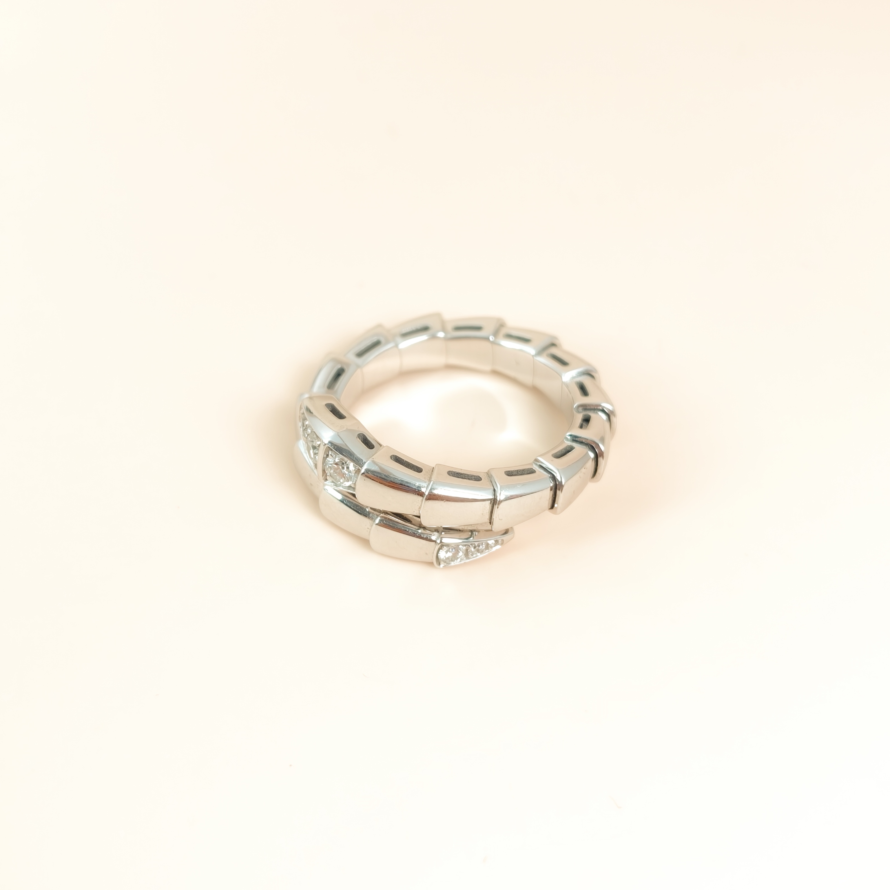Bvlgari Ring Serpenti Viper Collection Ring White Gold 18KW hite Gold Diamond One Size48-50 — cover view 5 of 5