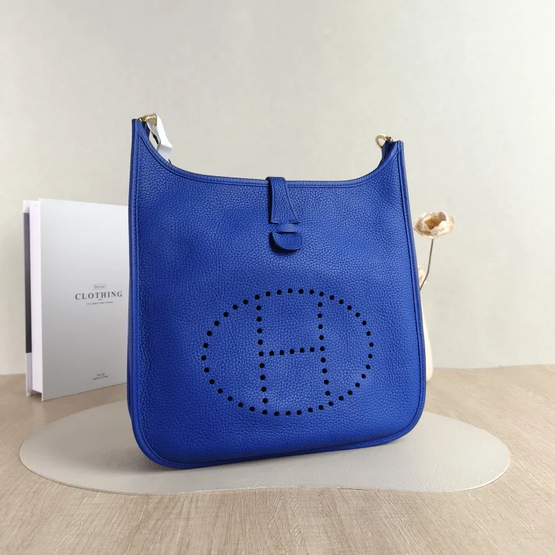 Hermès Crossbody Bag Evelyne 29 29 O8Bleu Royal TC Calfskin 29 29 × 7 × 30 cm U — cover view 4 of 6