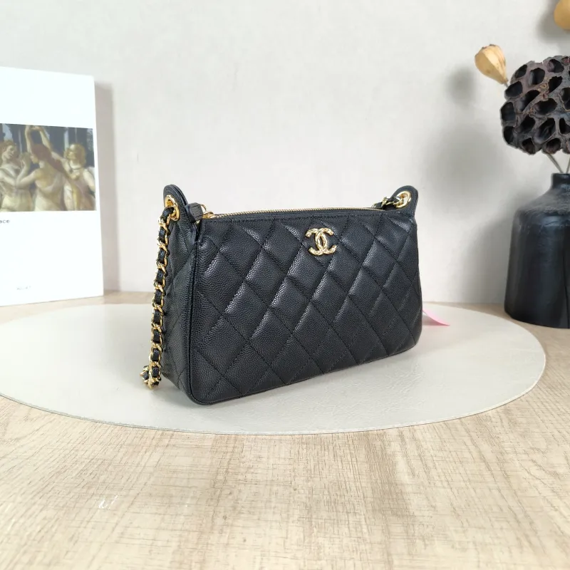 Chanel Crossbody Bag c Black Grained Calfskin One Size21 × 5.5 × 12 cm — cover view 4 of 5
