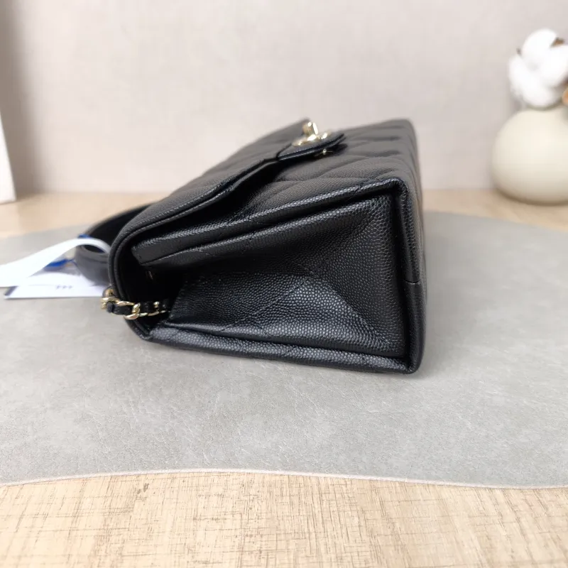 Chanel Crossbody Bag Edition mini Black Grained Calfskin mini 20 × 8 × 12.5 cm — detail view 11 of 15