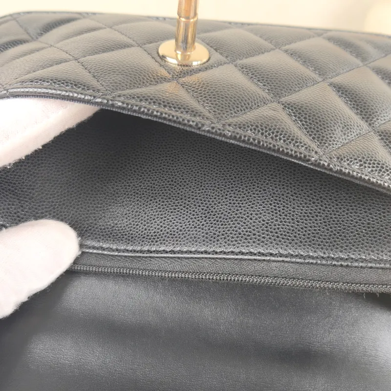 Chanel Crossbody Bag coco crush woc Black Grained Calfskinmini19.2 × 3.5 × 12.3 cm — detail view 3 of 13