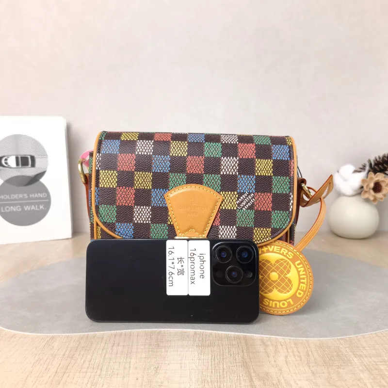 Louis Vuitton Crossbody Bag MONTSOURIS Messenger Bag Brown PVC Small 20 × 7 × 17 cm — cover view 2 of 6
