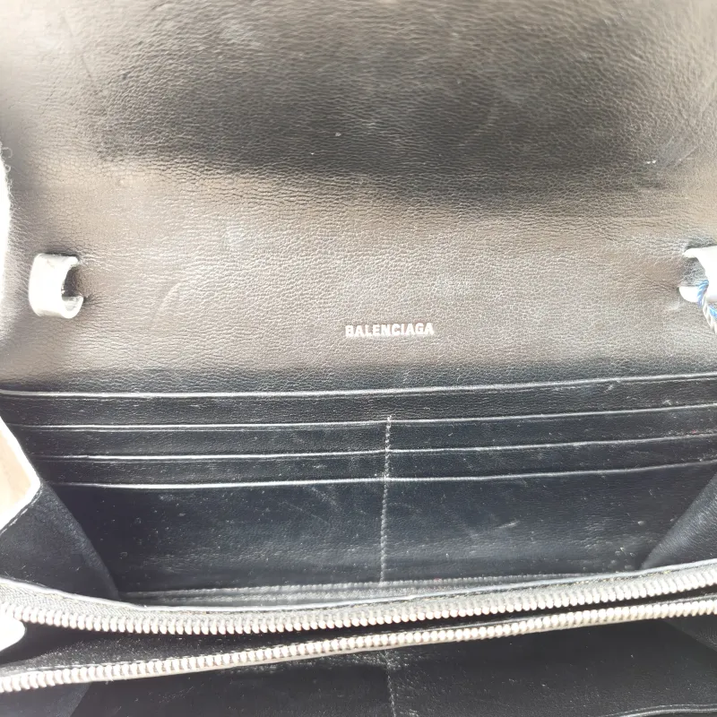BALENCIAGA Crossbody Bag WOC Crossbody Bag Silver Calfskin One Size 19.5 × 3 × 10 cm — detail view 7 of 13