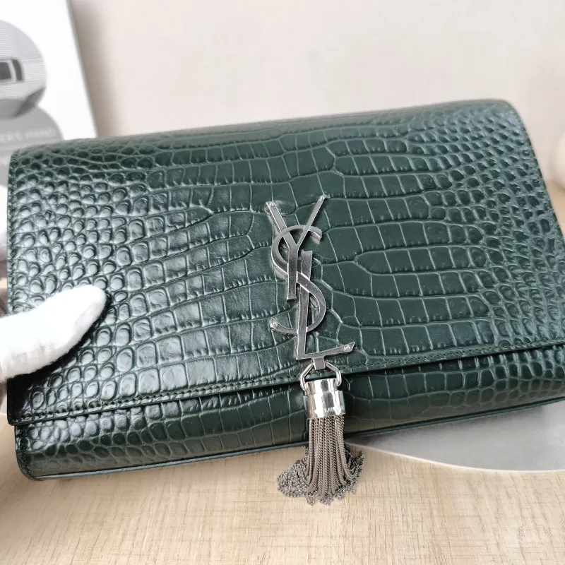 SAINT LAURENT Crossbody Bag KATE Edition Green Calfskin Medium 24 × 5.5 × 14.5 cm — detail view 4 of 12