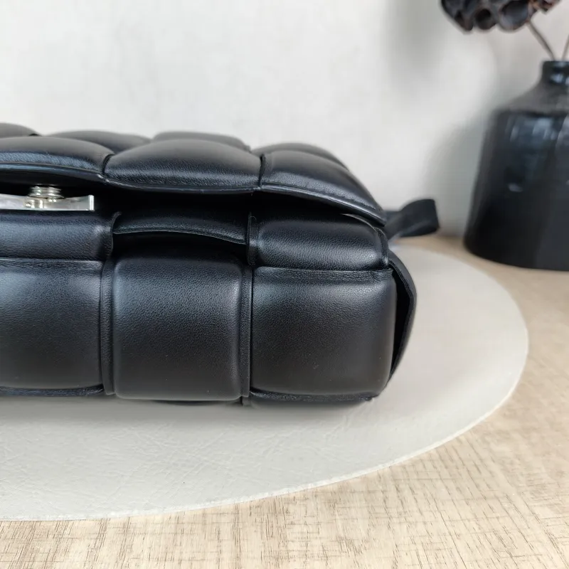 Bottega Veneta Crossbody Bag Padded Cassette Woven Black Lambskin Medium 26 × 8 × 18 cm — detail view 2 of 11