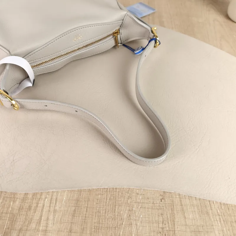 CELINE Shoulder Bag Romy Hobo Shoulder Bag White Calfskin Mini 19 × 5 × 14 cm — detail view 10 of 10