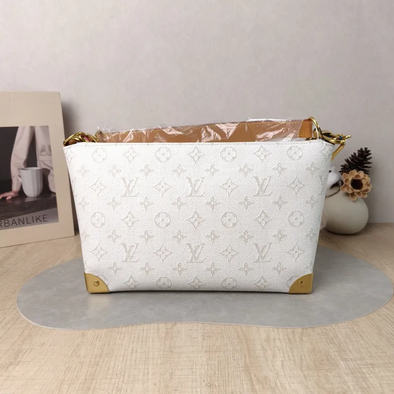 Louis Vuitton Crossbody Bag Bobo Trunk White PVC One Size 32 × 9.5 × 19 cm — cover view 5 of 5