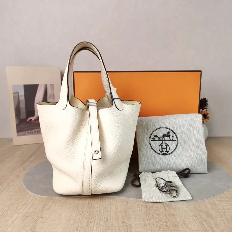 Hermès Top Handle Bag Picotin Lock 18 18 10Craie Taurillon Clemence TC Calfskin Small 18 × 13 × 18 cm Z Conditioned — cover view 2 of 6