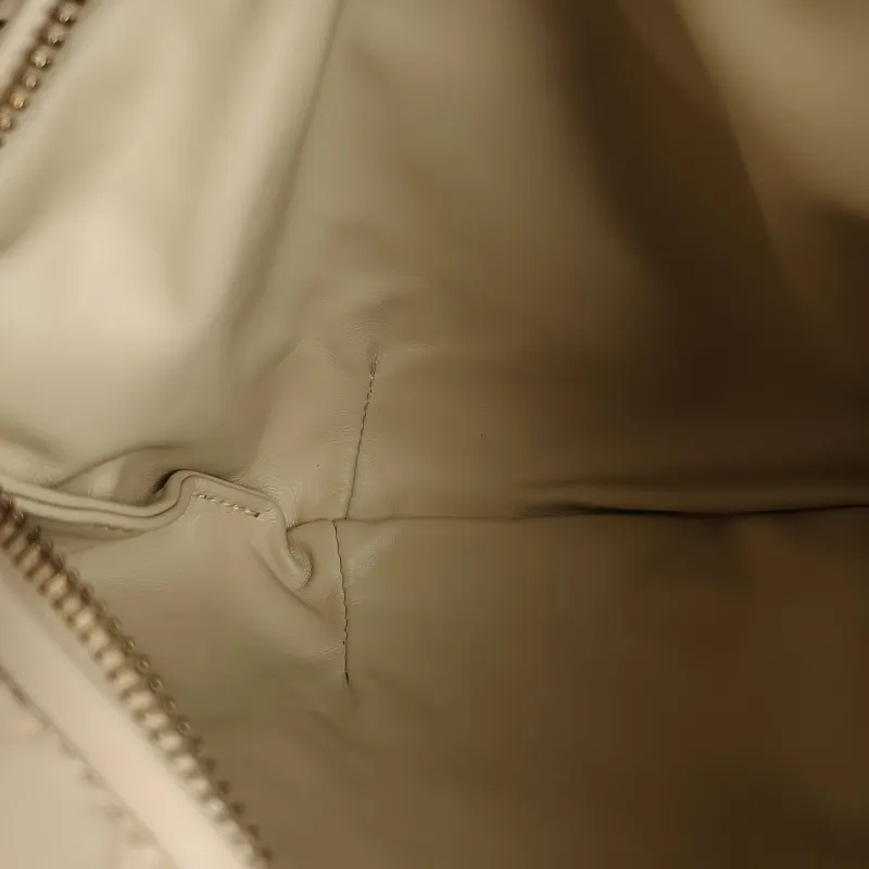Bottega Veneta Top Handle Bag Jodie Beige Lambskin Mini 28 × 8 × 23 cm — detail view 10 of 10