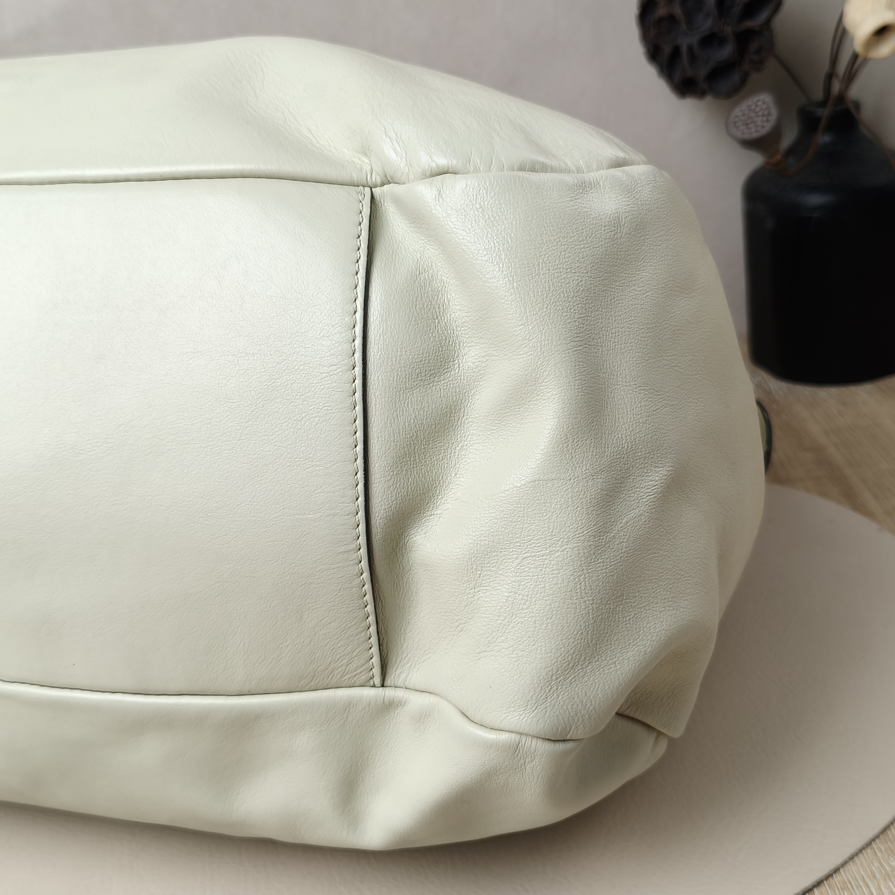 Chanel Shoulder Bag Tote Bag White Calfskin45 × 15 × 34 cm — cover view 5 of 10