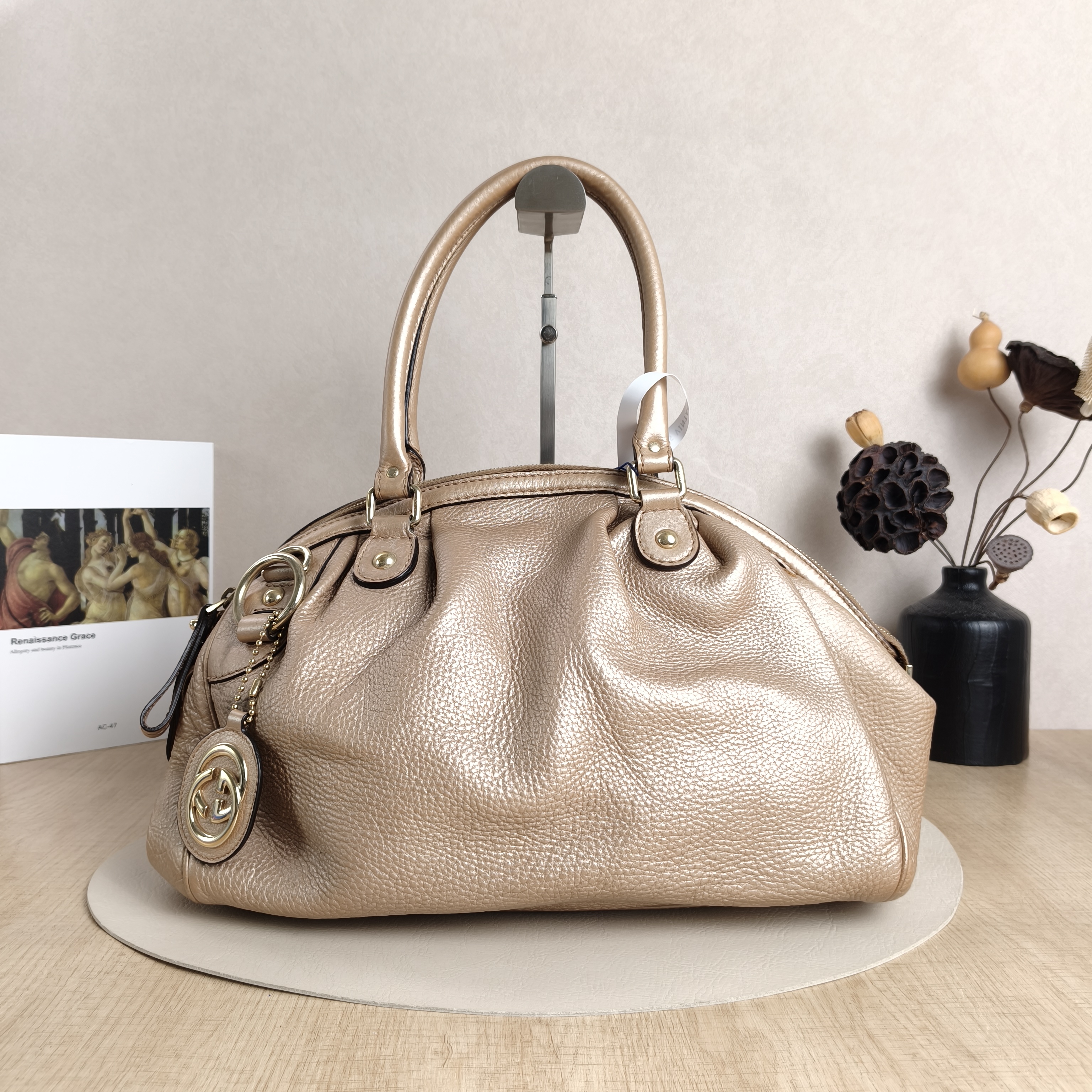GUCCI Top Handle Bag Calfskin 34 × 13 × 30 cm