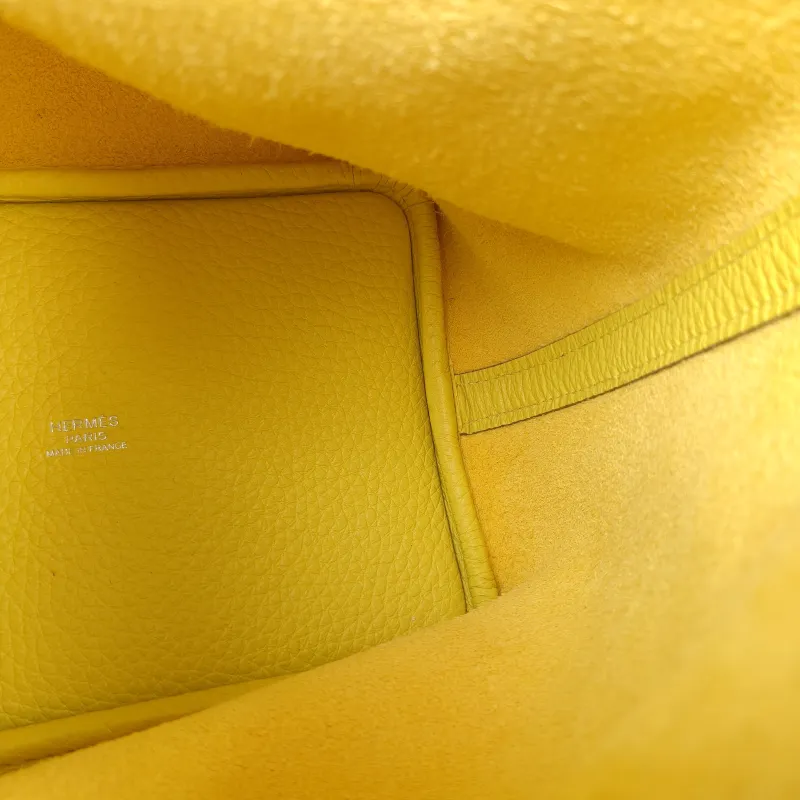 Hermès Top Handle Bag Picotin Lock 18 189N Taurillon Clemence TC Calfskin Small18 × 13 × 18 cm — detail view 4 of 13