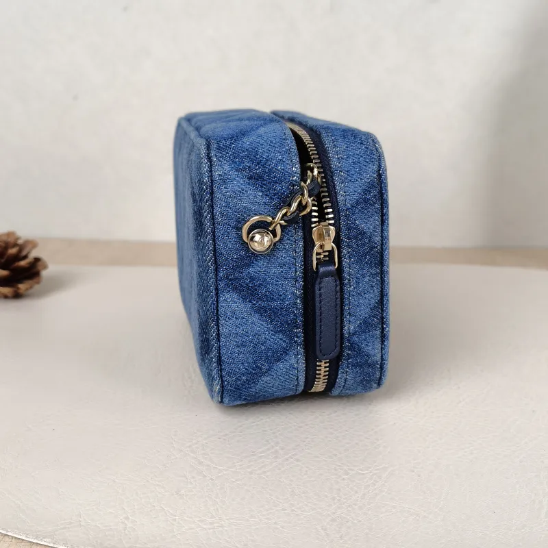 Chanel Crossbody Bag22b Box Bag Camera Bag Blue One Size14 × 7 × 10 cm — detail view 10 of 13