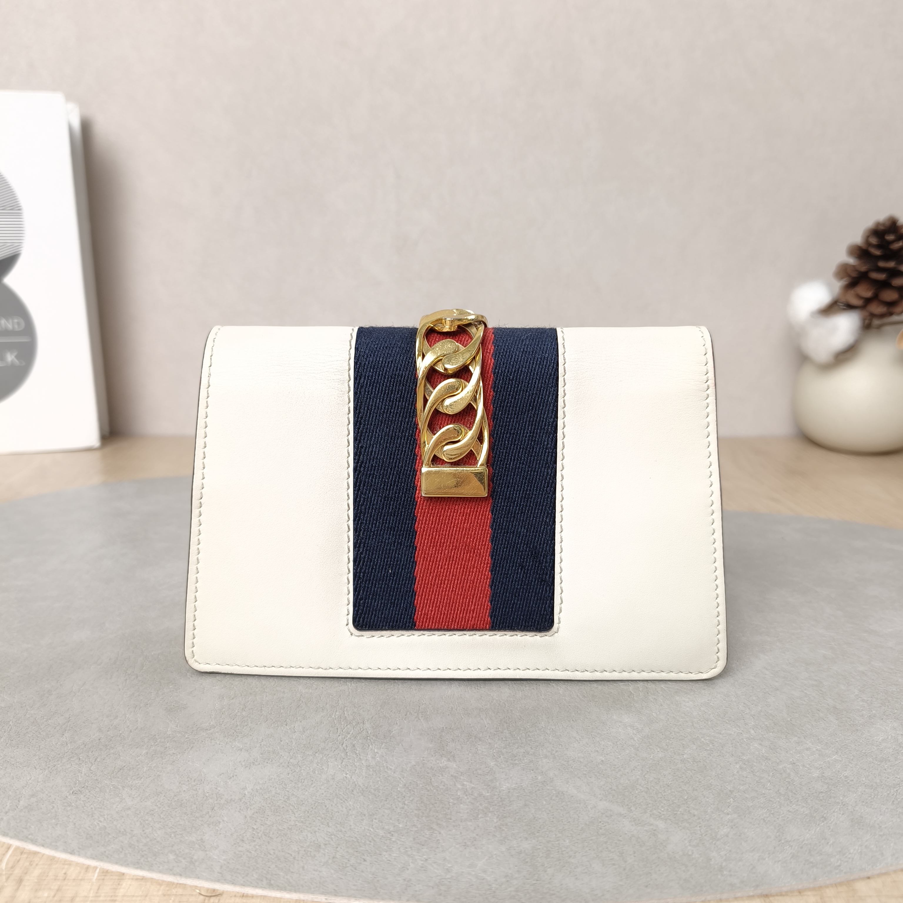 GUCCI Shoulder Bag Sylvie Shoulder Strap Edition White CC alfskin Mini16.5 × 3.5 × 10.5 cm — cover view 4 of 5