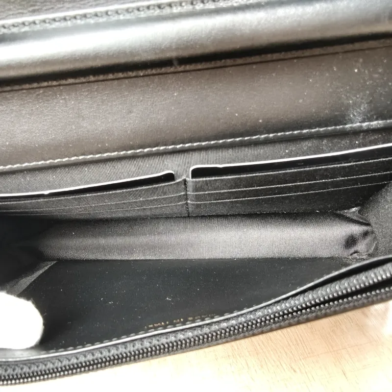 Chanel Crossbody Bag Le Boy​ WOC Black Grained Calfskinmini19.2 × 3.5 × 12.3 cm — detail view 4 of 15
