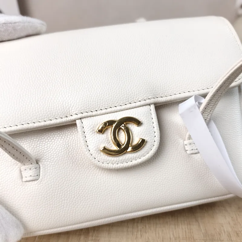 Chanel Top Handle Bag preppy coco White Calfskin Mini 17 × 5 × 11.4 cm — detail view 9 of 11