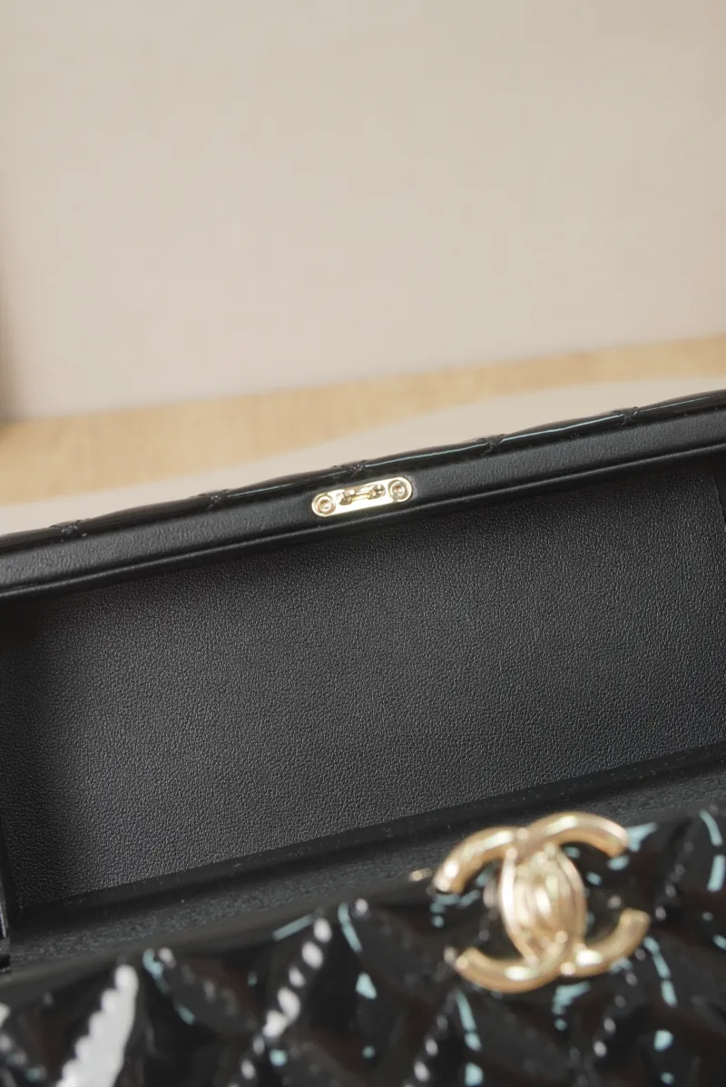 Chanel 25a Small Black Patent Leather Microchip Edition · 18 × 8 × 14.5 cm — detail view 12 of 18