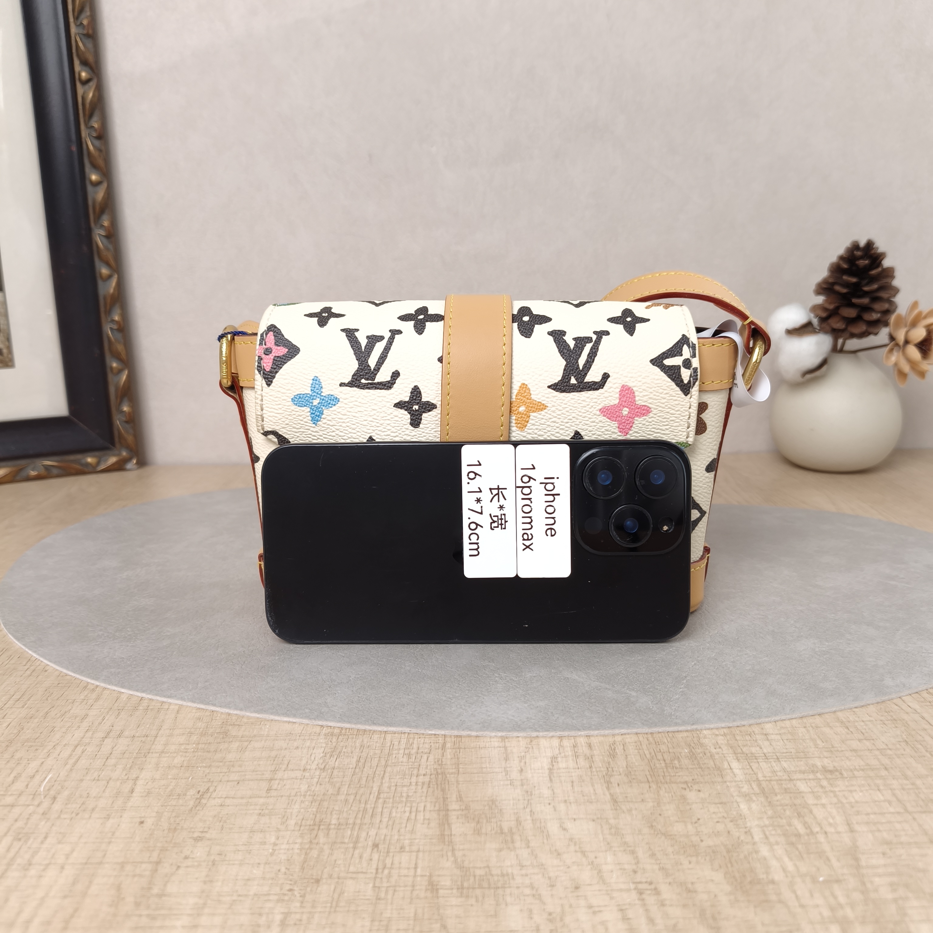 Louis Vuitton Crossbody Bag ENVELOPE Messenger Bag Box Tyler Yellow PV Cmini19 × 7 × 12 cm — cover view 5 of 6