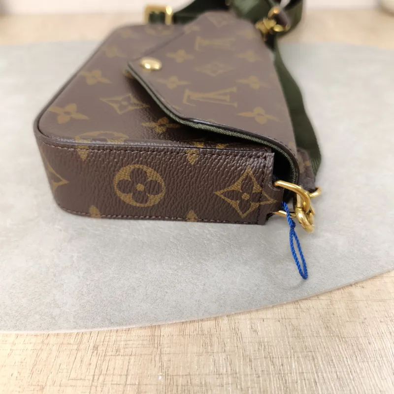 Louis Vuitton Crossbody Bag FÉLICIE STRAP & GO Monogram PVC Small17 × 3.5 × 9.6 cm — detail view 5 of 16