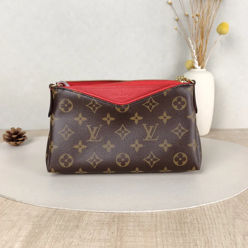 Louis Vuitton Crossbody Bag Pallas Cluth woc Red PVC One Size 23 × 5 × 13 cm