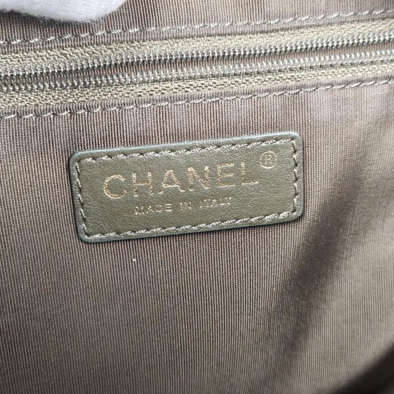 Chanel Crossbody Bag Camera Bag Waxed Leather 22.5 × 9 × 16.5 cm — detail view 14 of 16