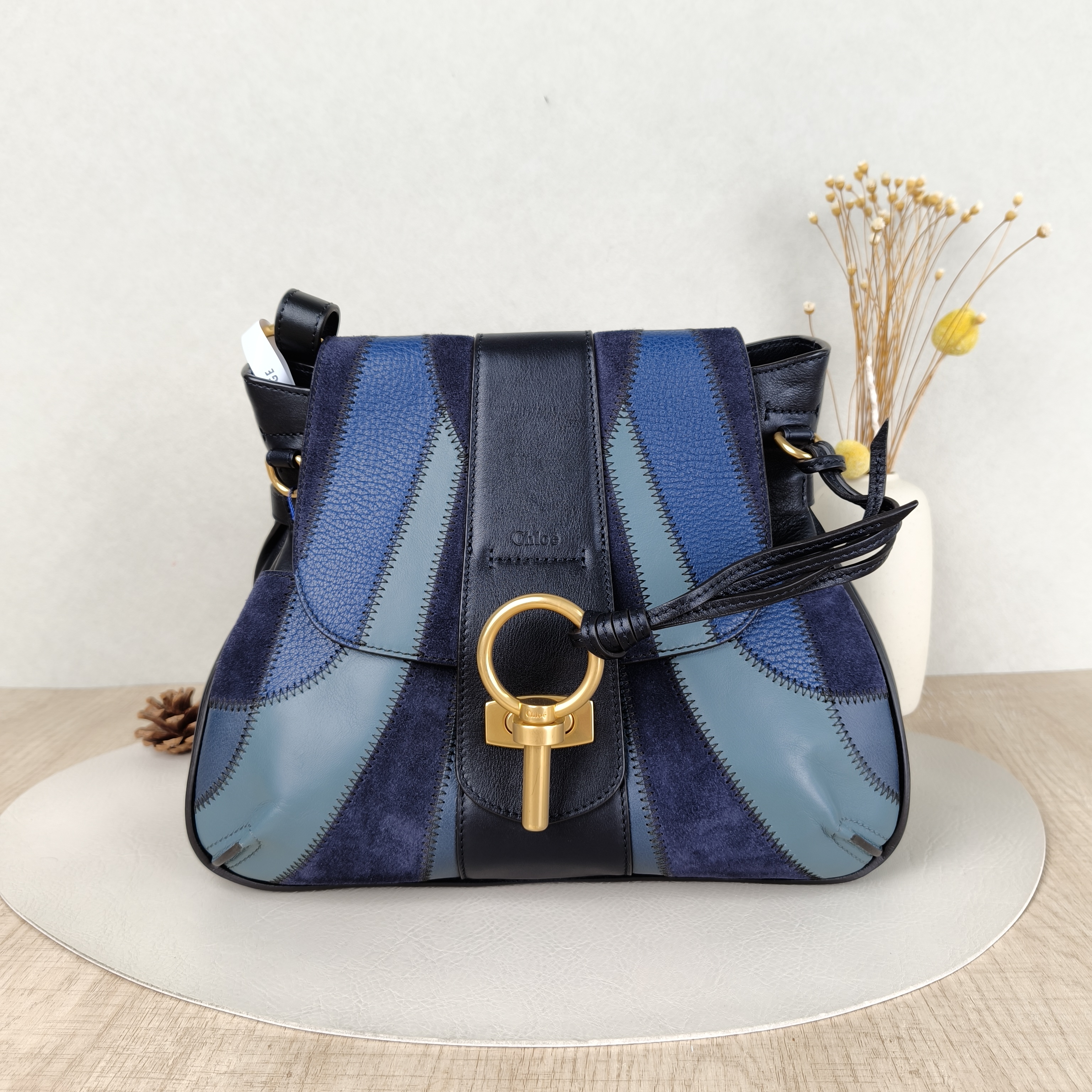 Chloé Shoulder Bag Lexa Shoulder Bag Blue Colorblock Calfskin One Size29 × 11 × 24 cm