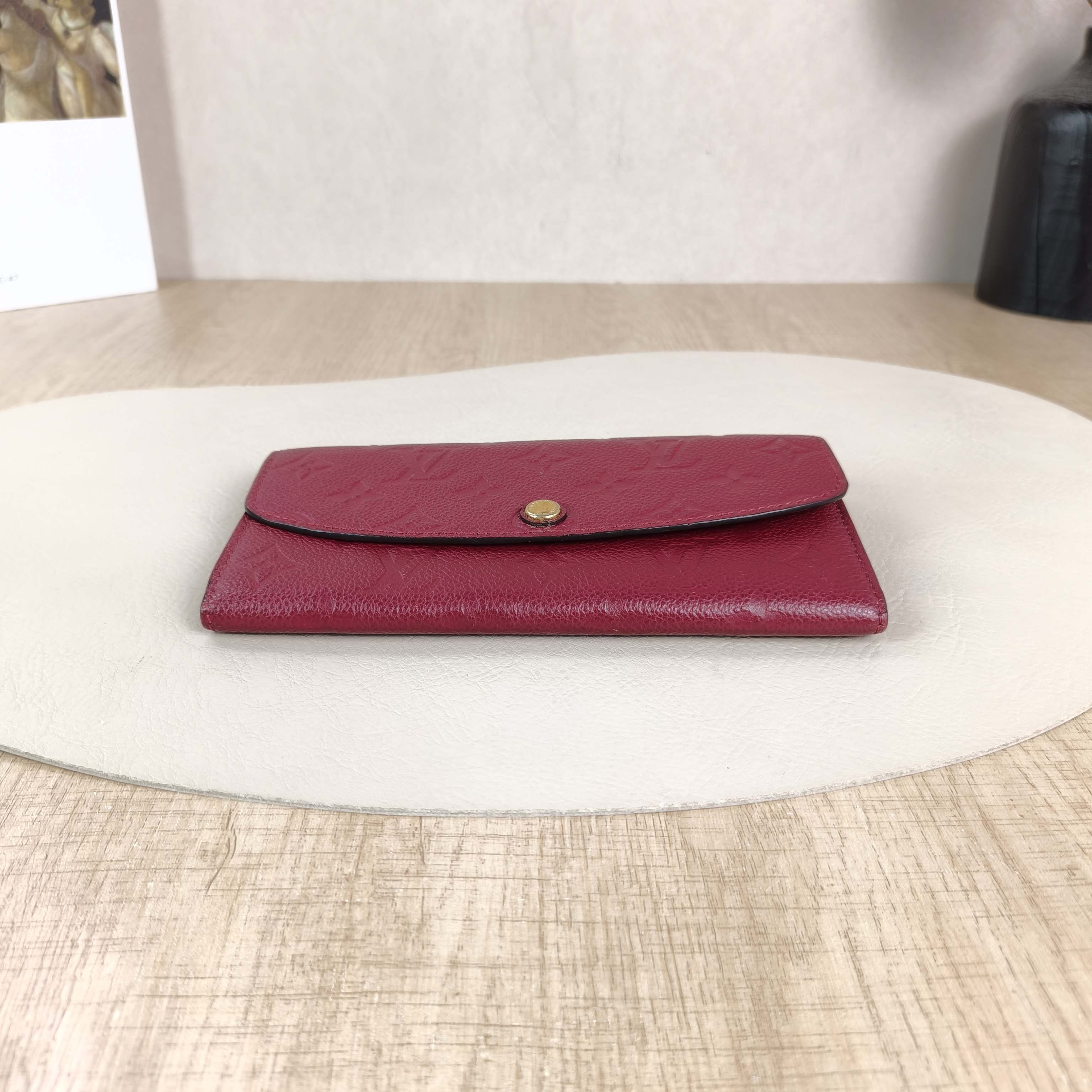 Louis Vuitton Wallet Edition Wallet Red Calfskin One Size19 × 2 × 10 cm — cover view 2 of 5