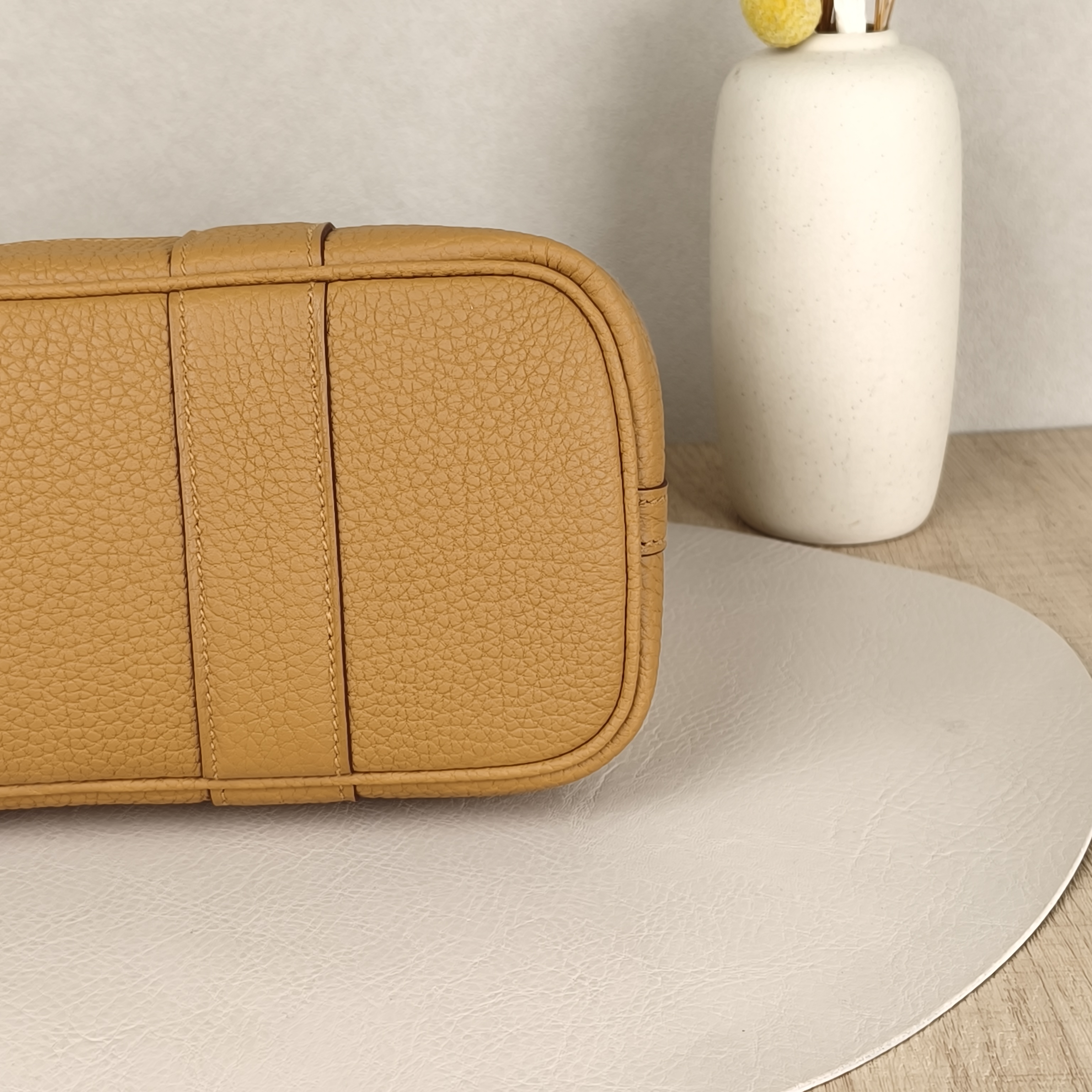 Hermès Top Handle Bag Neo Garden 23 Mini Beige2S Canvas · Negonda Calfskinmini23 × 10 × 16 cm — cover view 8 of 10