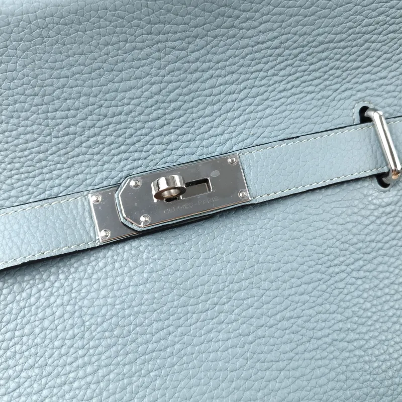 Hermès Shoulder Bag Jypsiere 34J7 Togo Calfskin Large34 × 15 × 26 cm — detail view 2 of 18