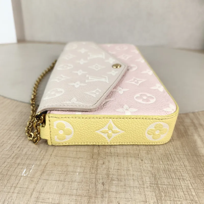 Louis Vuitton Crossbody Bag Pochette Félicie Colorblock Calfskin Small21 × 3 × 12 cm — detail view 3 of 16