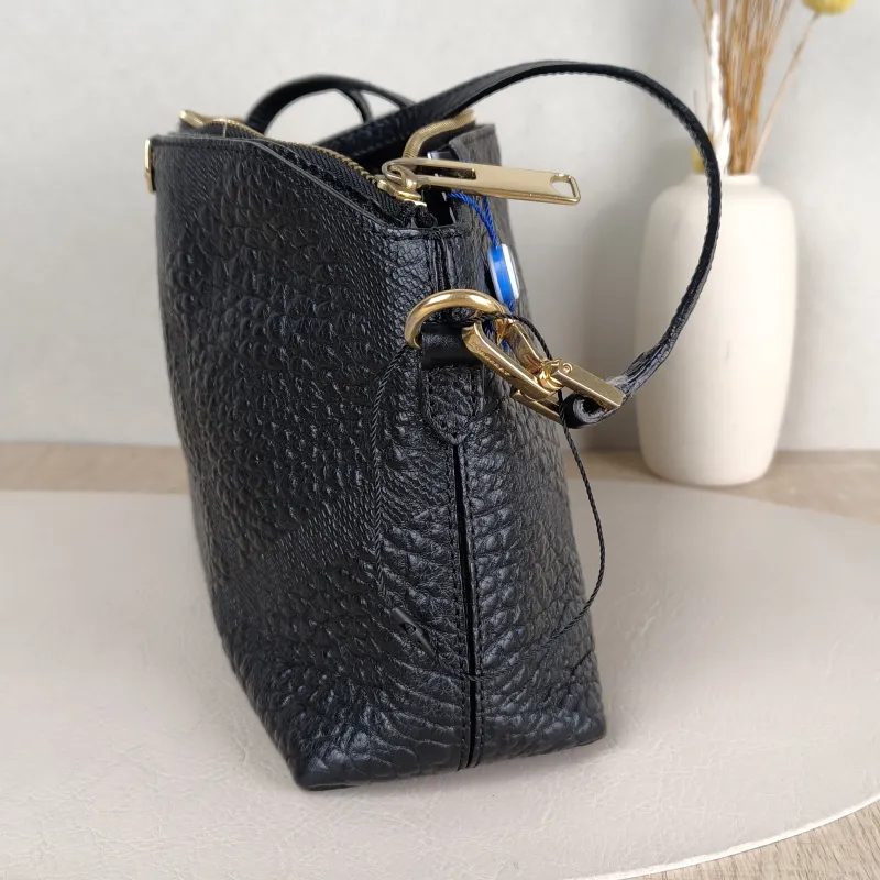 BURBERRY Crossbody Bag Crossbody Bag Black Calfskin One Size29.5 × 8.5 × 17 cm — detail view 3 of 11